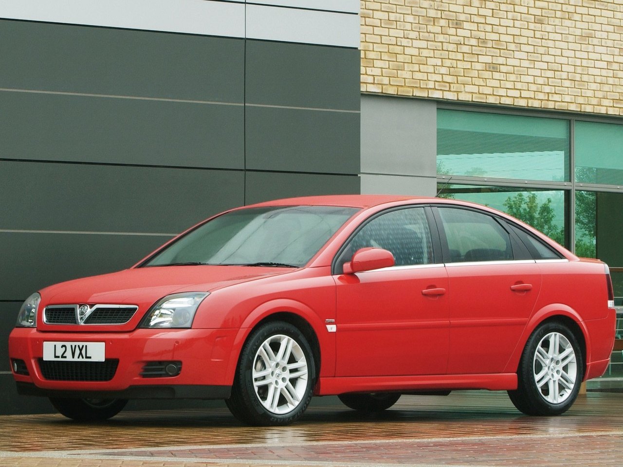 Расход газа трёх комплектаций седана Vauxhall Vectra. Разница стоимости заправки газом и бензином. Автономный пробег до и после установки ГБО.