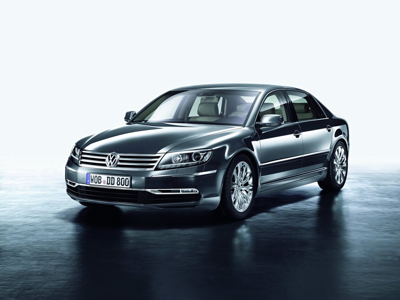 Расход газа четырёх комплектаций седана Long Volkswagen Phaeton. Разница стоимости заправки газом и бензином. Автономный пробег до и после установки ГБО.