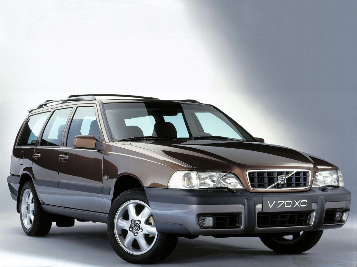 Расход газа одной комплектации универсала пять дверей XC Volvo V70. Разница стоимости заправки газом и бензином. Автономный пробег до и после установки ГБО.